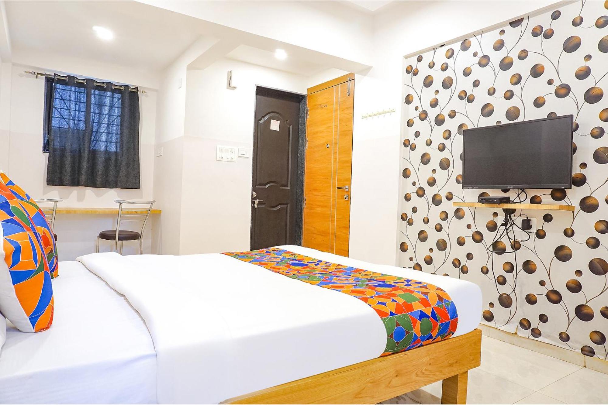 Fabhotel Saffron Inn I - Nr Darshan Museum Púna Kültér fotó